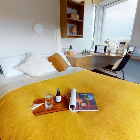 Private Bedrooms With Shared Kitchen And Studios At Iq Tufnell House In London Eksteriør bilde