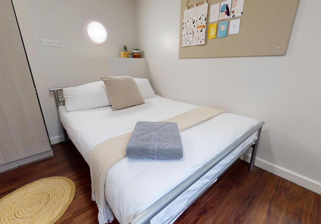 Private Bedrooms With Shared Kitchen And Studios At Iq Tufnell House In London Eksteriør bilde