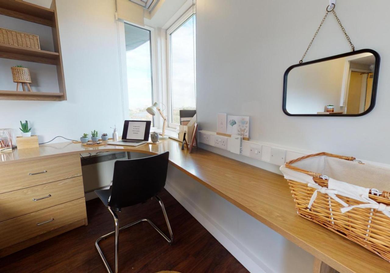 Private Bedrooms With Shared Kitchen And Studios At Iq Tufnell House In London Eksteriør bilde