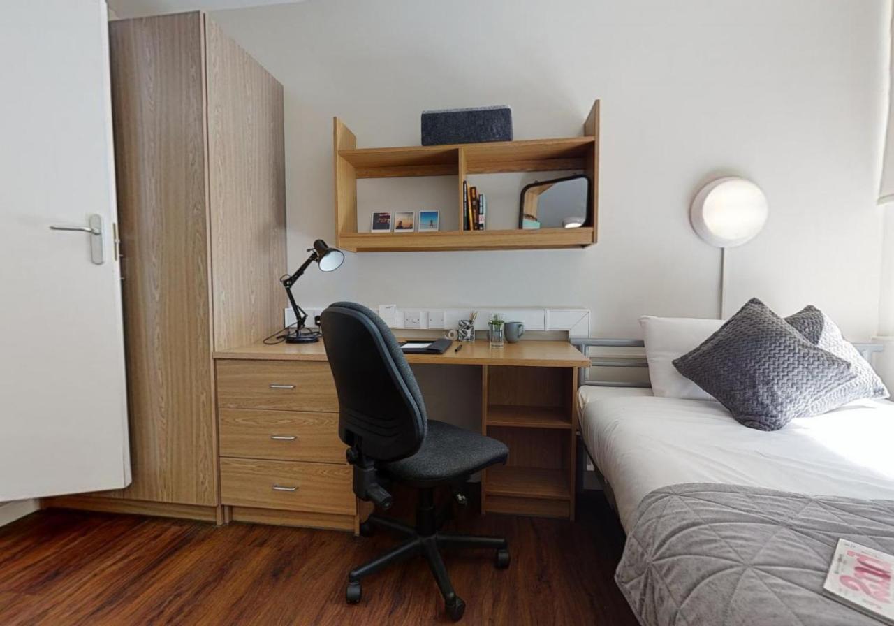 Private Bedrooms With Shared Kitchen And Studios At Iq Tufnell House In London Eksteriør bilde