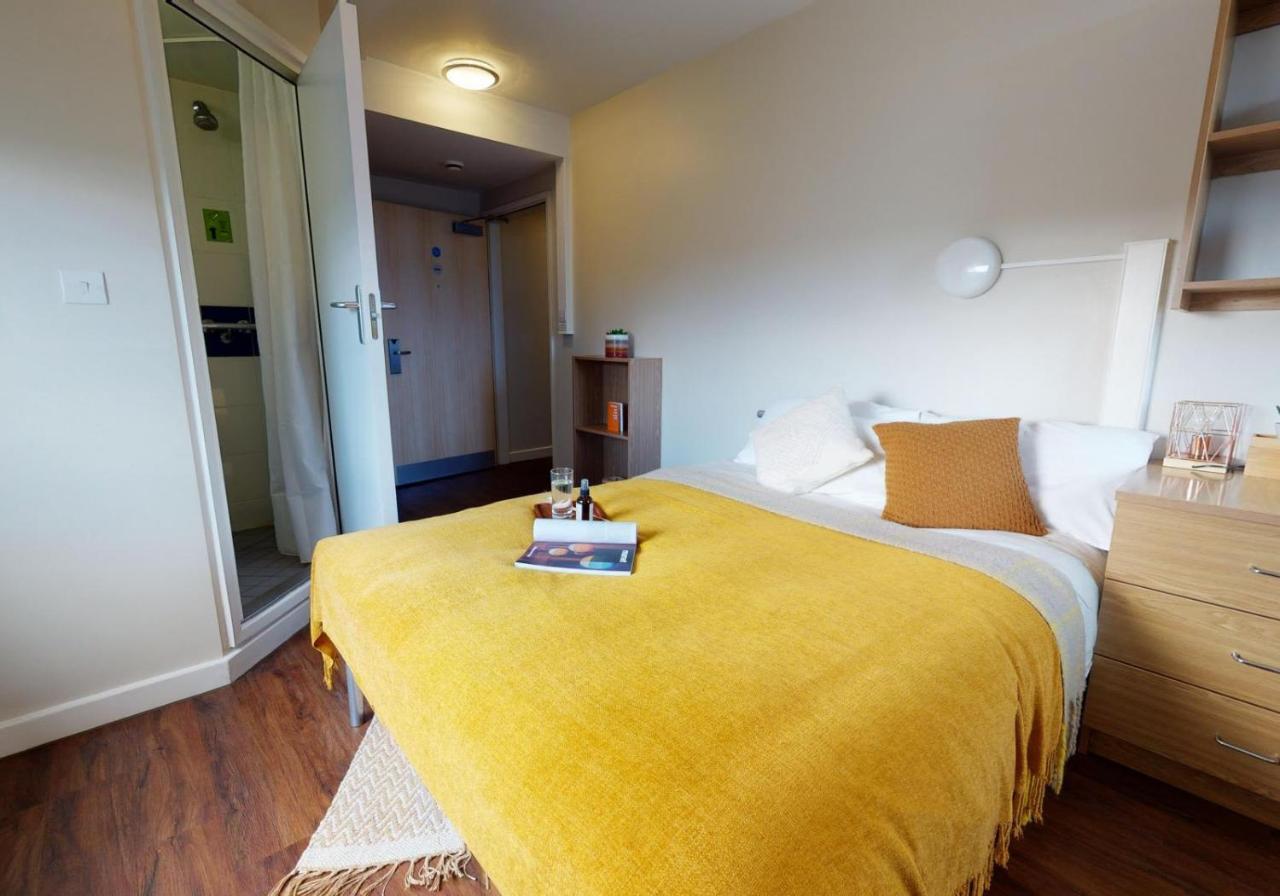 Private Bedrooms With Shared Kitchen And Studios At Iq Tufnell House In London Eksteriør bilde