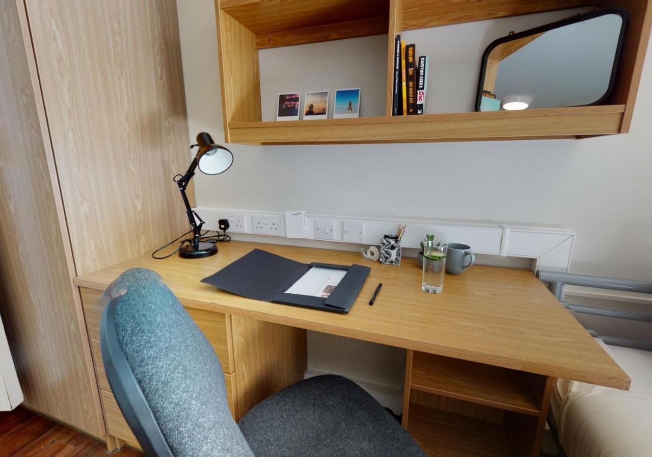 Private Bedrooms With Shared Kitchen And Studios At Iq Tufnell House In London Eksteriør bilde